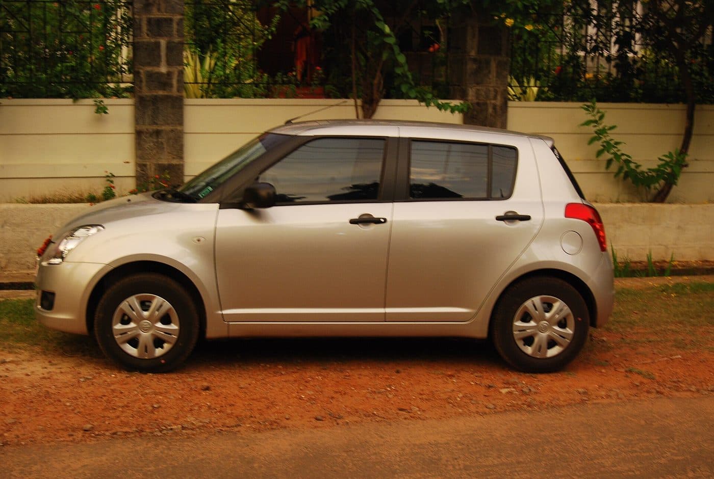 Maruti Suzuki Swift available for booking in Salooni