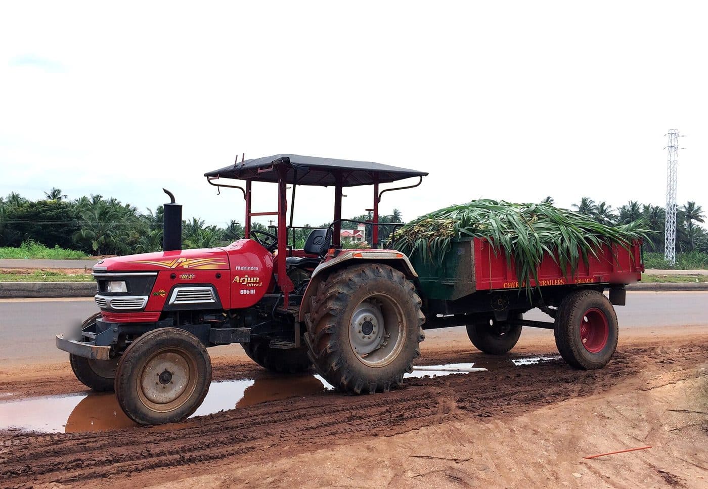 Tractor with Trolley available for booking in Salooni